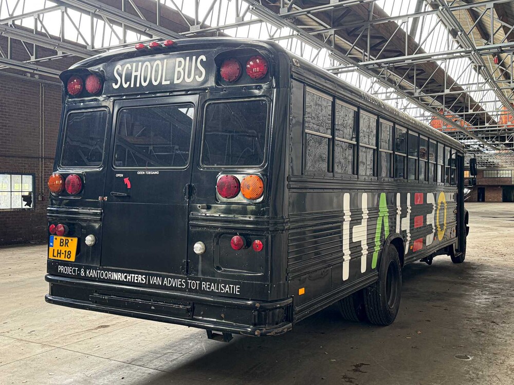International 3700 Schoolbus 188pk 1999, BR-LH-18
