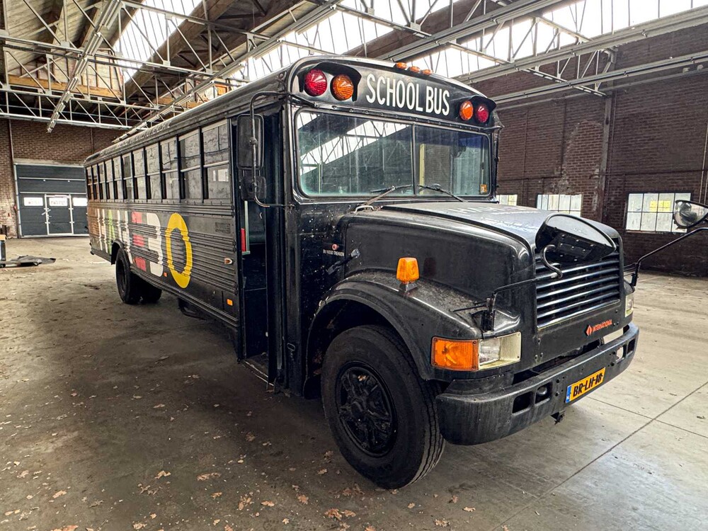 International 3700 Schoolbus 188pk 1999, BR-LH-18