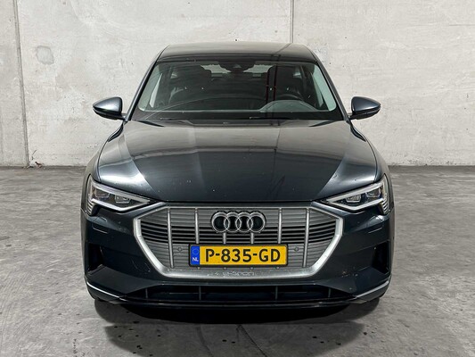 Audi e-tron Sportback 55 quattro edition 95 kWh 408pk 2022 (Origineel-NL + 1e eigenaar), P-835-GD