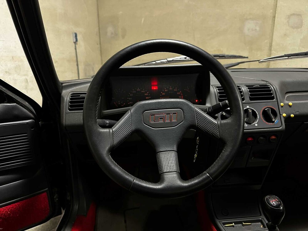 Peugeot 205 GTI 1.9 120pk 1997