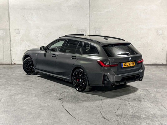 BMW 330e Touring 3-serie 292pk 2025 (Origineel-NL + 1e eigenaar), JGL-92-H