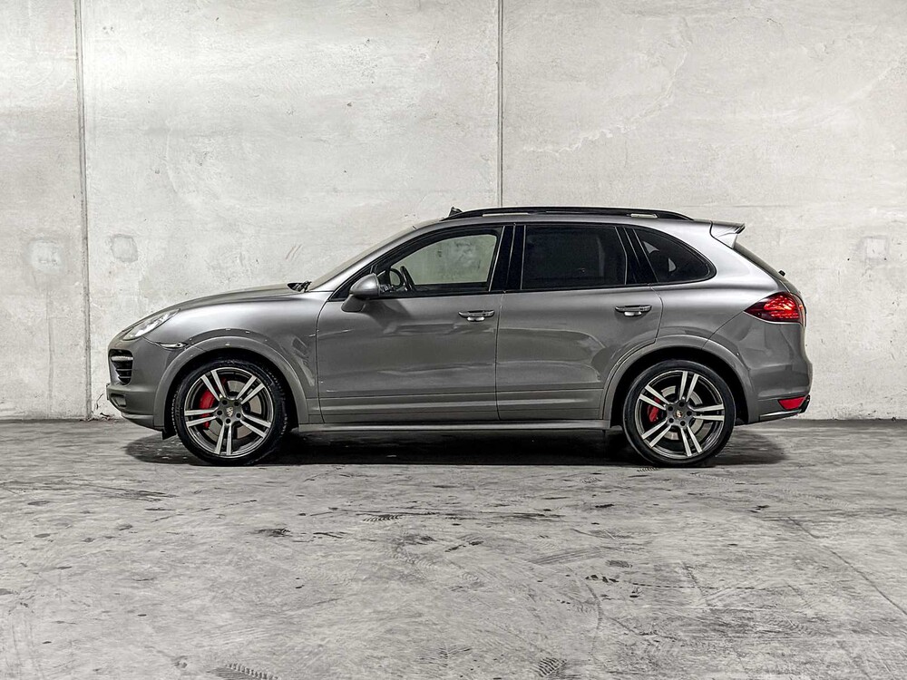 Porsche Cayenne Turbo 4.8 V8 500pk 2010, JF-108-D