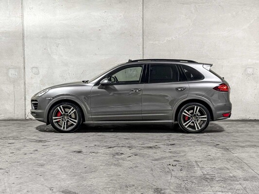 Porsche Cayenne Turbo 4.8 V8 500pk 2010, JF-108-D