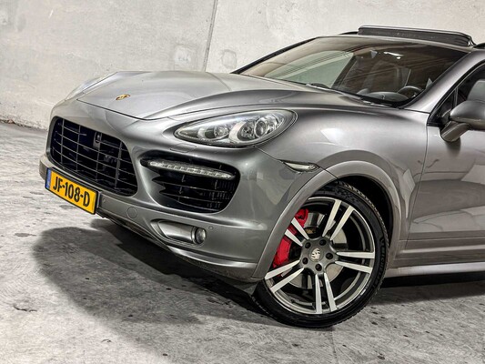 Porsche Cayenne Turbo 4.8 V8 500pk 2010, JF-108-D