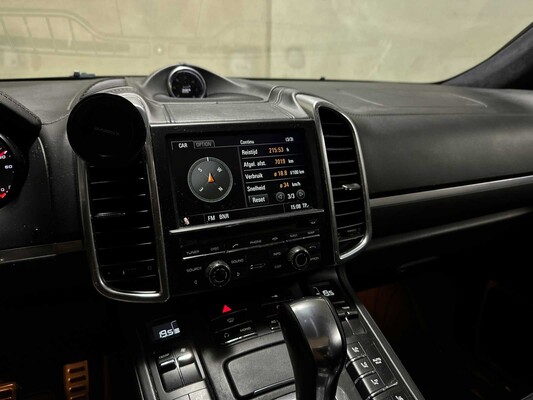 Porsche Cayenne Turbo 4.8 V8 500pk 2010, JF-108-D