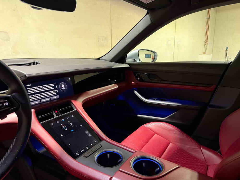 Porsche Taycan Performance 94 kWh 476pk 2021, N-714-GS