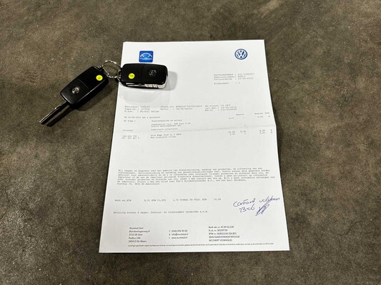 Volkswagen Scirocco 1,4 TSI Highline 122 PS 2014 (Original-NL), 04-ZLF-5