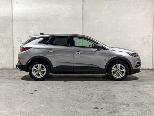 Opel Grandland X 1.2 Turbo Business Executive 131pk 2020 (Origineel-NL + 1e eigenaar), H-882-PB