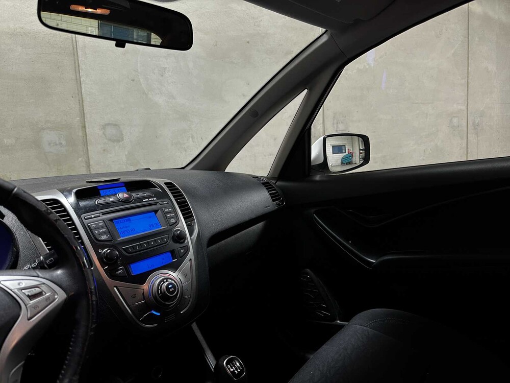 Hyundai ix20 1.4 CRDi i-Vision 90pk 2012 (Origineel-NL), 77-XSJ-2