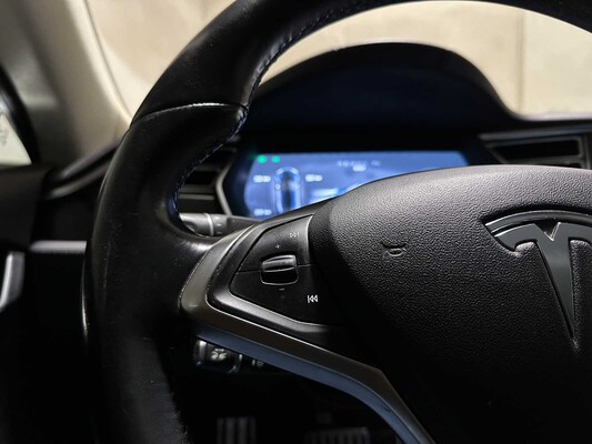 Tesla Model S 60 Base 306pk 2015 (Origineel-NL), 7-ZSH-46