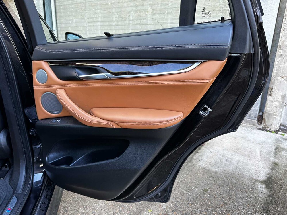 BMW X6 xDrive40d High Executive 313pk 2016, G-859-FT