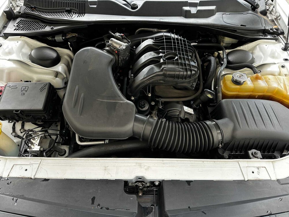 Dodge Challenger SXT PLUS 3.6 V6 305pk 2015