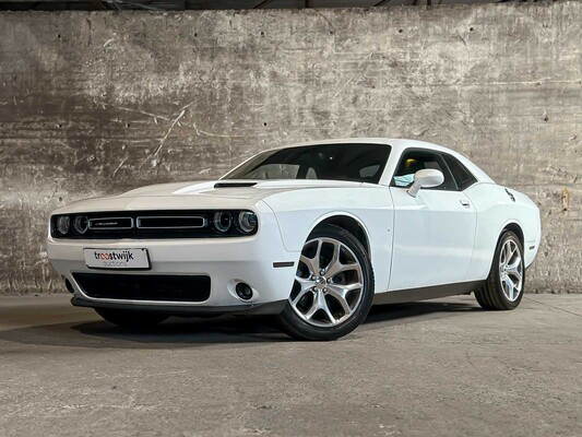Dodge Challenger SXT PLUS 3.6 V6 305pk 2015