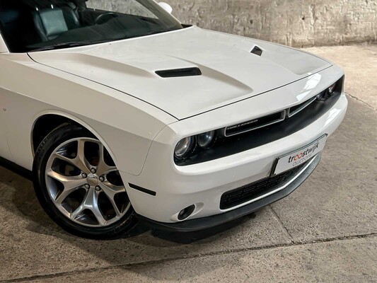 Dodge Challenger SXT PLUS 3.6 V6 305pk 2015