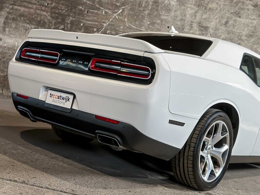 Dodge Challenger SXT PLUS 3.6 V6 305pk 2015