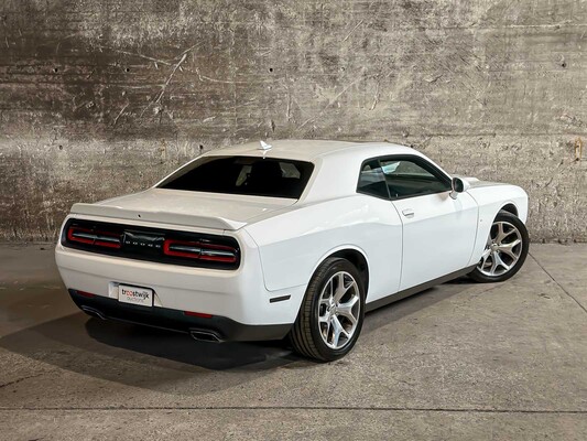 Dodge Challenger SXT PLUS 3.6 V6 305pk 2015