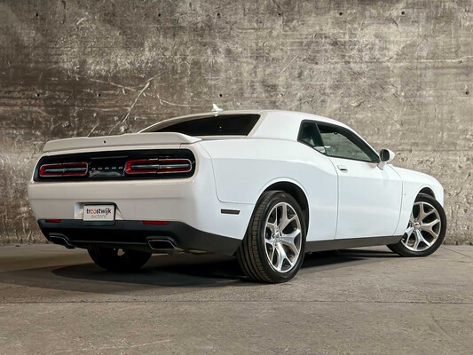 Dodge Challenger SXT PLUS 3.6 V6 305pk 2015