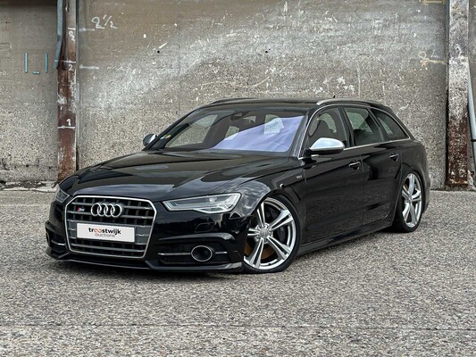 Luxury en sports cars te Milsbeek