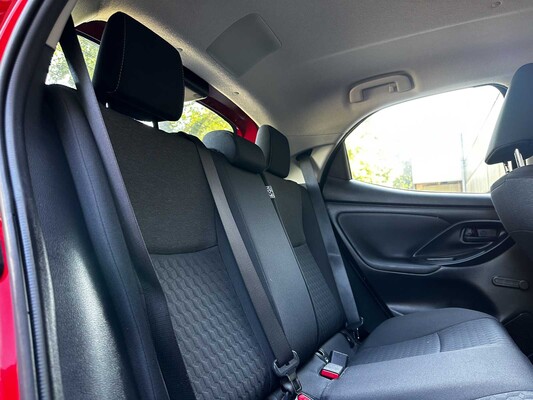 Toyota Yaris 1.5 Hybrid Active 116pk 2021 (Origineel-NL + 1e eigenaar), N-181-GP