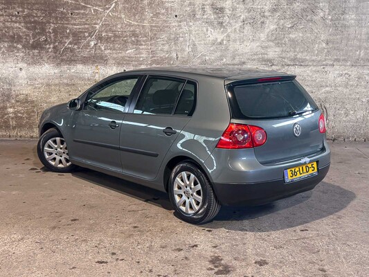 Volkswagen Golf 1.6 Turijn 102pk 2004, 36-LLD-5