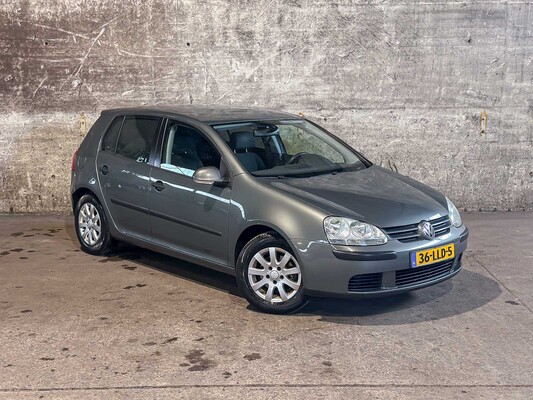 Volkswagen Golf 1.6 Turijn 102pk 2004, 36-LLD-5