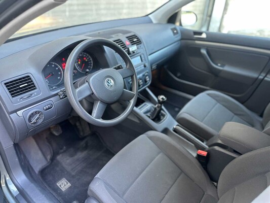 Volkswagen Golf 1.6 Turijn 102pk 2004, 36-LLD-5