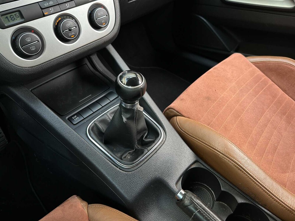 Volkswagen Scirocco 1.4 TSI Highline 160pk 2009 (Origineel-NL), 06-HTJ-6