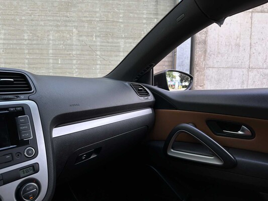 Volkswagen Scirocco 1.4 TSI Highline 160pk 2009 (Origineel-NL), 06-HTJ-6