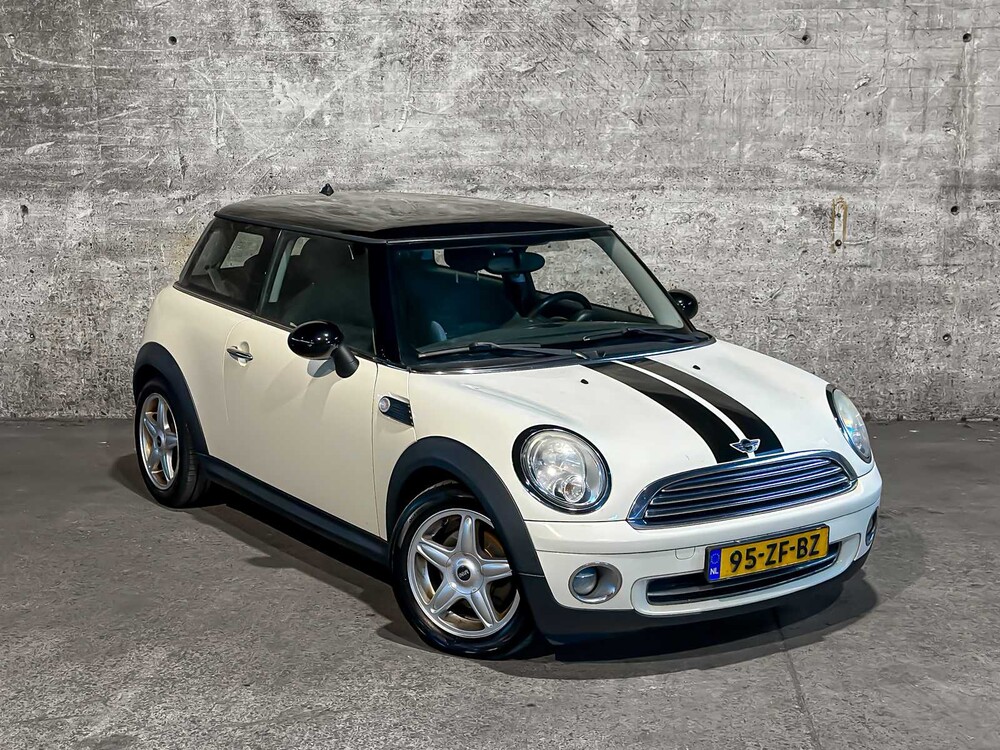MINI 3-Deurs 1.6 Cooper Chili 120pk 2008 (Origineel-NL), 95-ZF-BZ