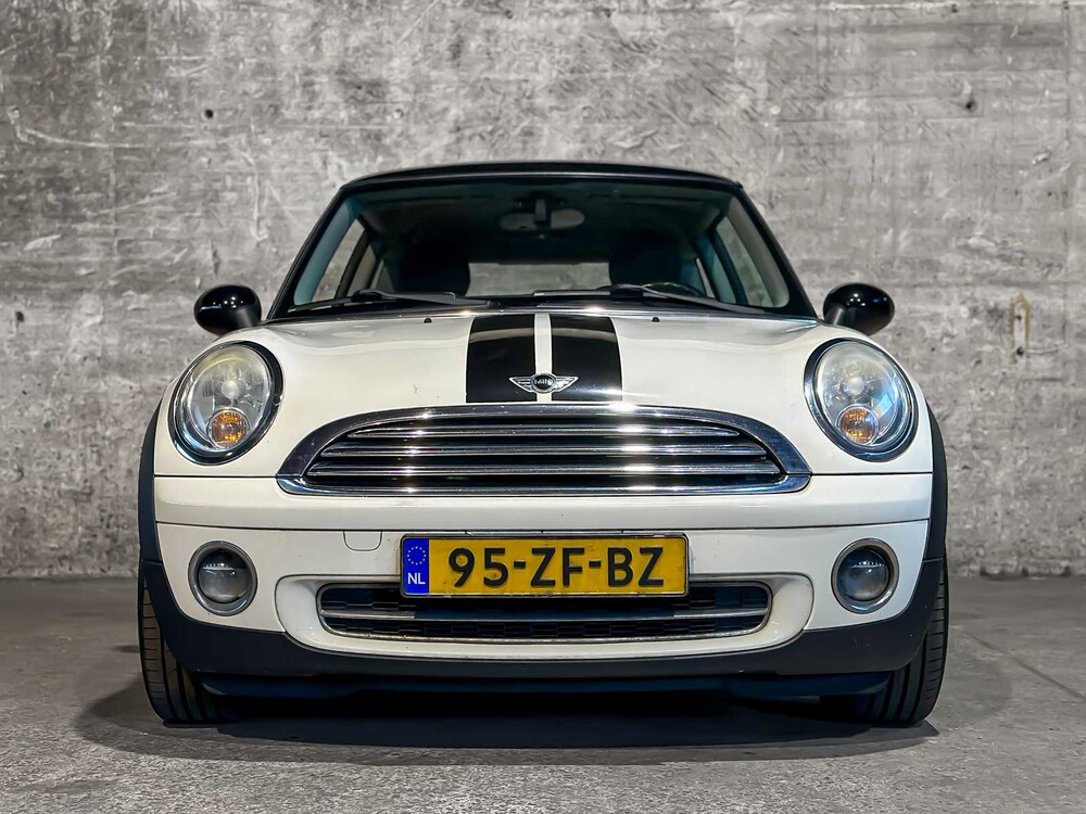 MINI 3-Deurs 1.6 Cooper Chili 120pk 2008 (Origineel-NL), 95-ZF-BZ