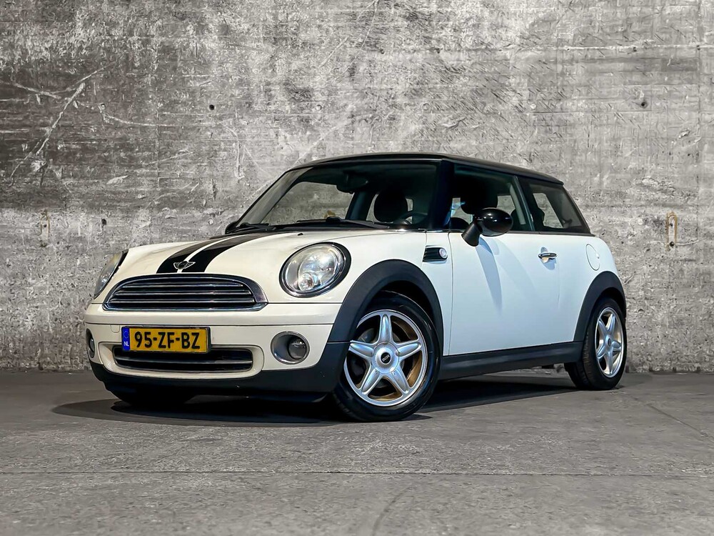 MINI 3-Deurs 1.6 Cooper Chili 120pk 2008 (Origineel-NL), 95-ZF-BZ