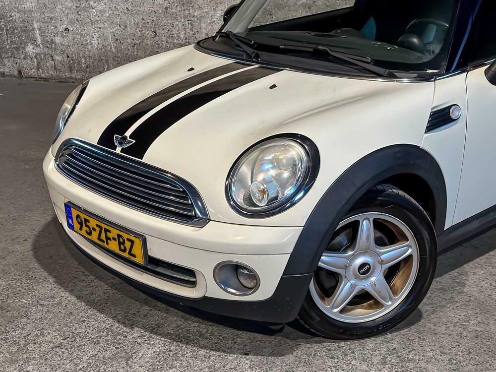 MINI 3-Deurs 1.6 Cooper Chili 120pk 2008 (Origineel-NL), 95-ZF-BZ