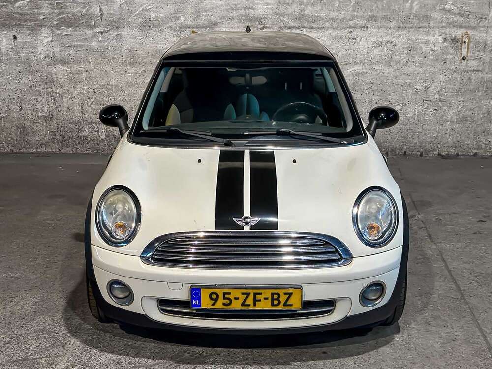 MINI 3-Deurs 1.6 Cooper Chili 120pk 2008 (Origineel-NL), 95-ZF-BZ