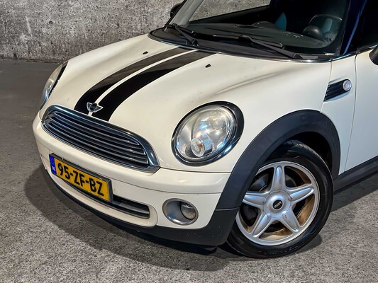 MINI 3-Deurs 1.6 Cooper Chili 120pk 2008 (Origineel-NL), 95-ZF-BZ