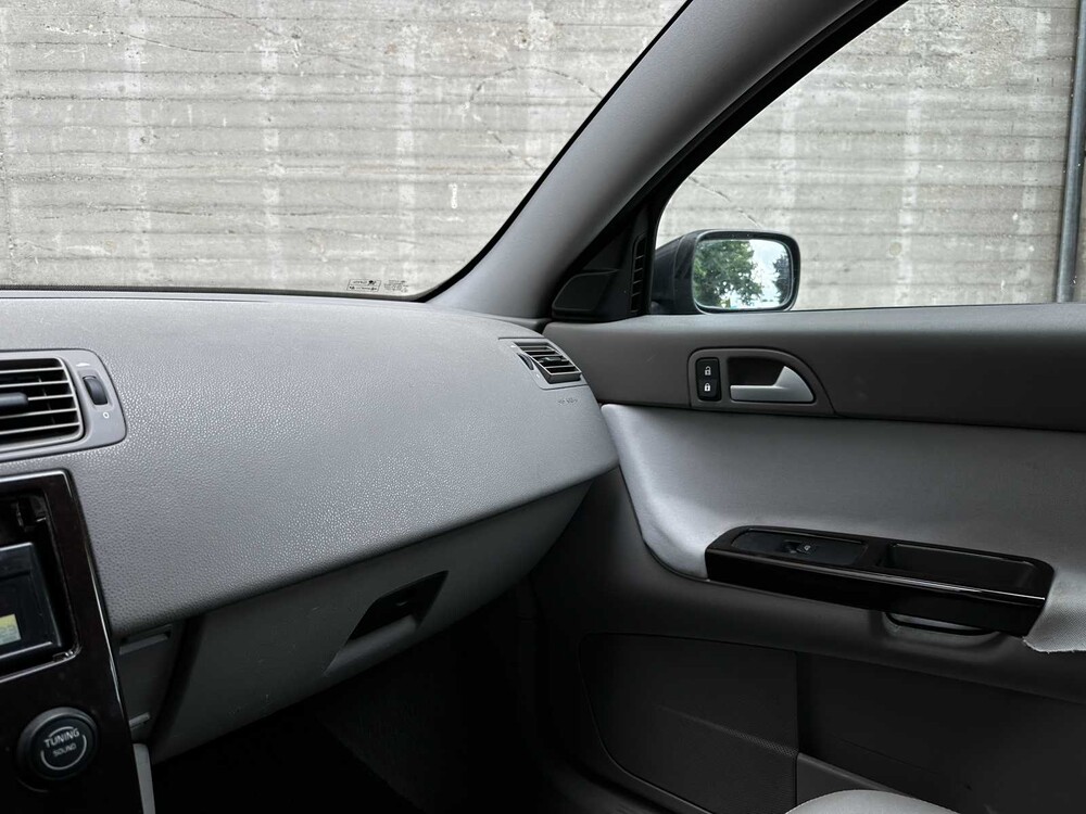 Volvo V50 2.4i Elite 170pk 2004 (Origineel-NL), 34-PD-RJ