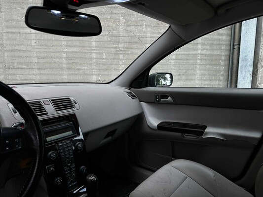 Volvo V50 2.4i Elite 170pk 2004 (Origineel-NL), 34-PD-RJ