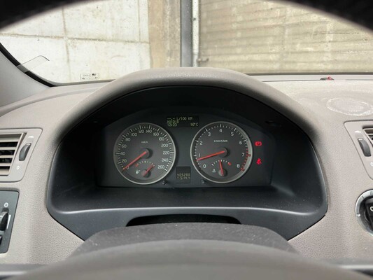 Volvo V50 2.4i Elite 170pk 2004 (Origineel-NL), 34-PD-RJ