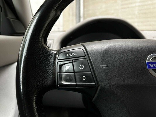 Volvo V50 2.4i Elite 170pk 2004 (Origineel-NL), 34-PD-RJ