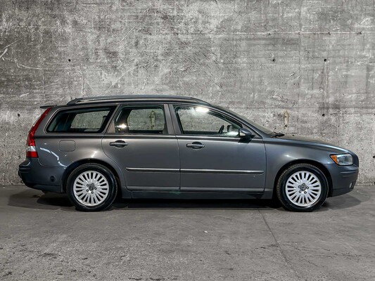 Volvo V50 2.4i Elite 170pk 2004 (Origineel-NL), 34-PD-RJ