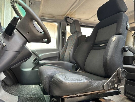 Mercedes-Benz Vito 110 CDI DC 102pk 2002 Rolstoelbus (Origineel-NL) Automaat, 70-BD-RK