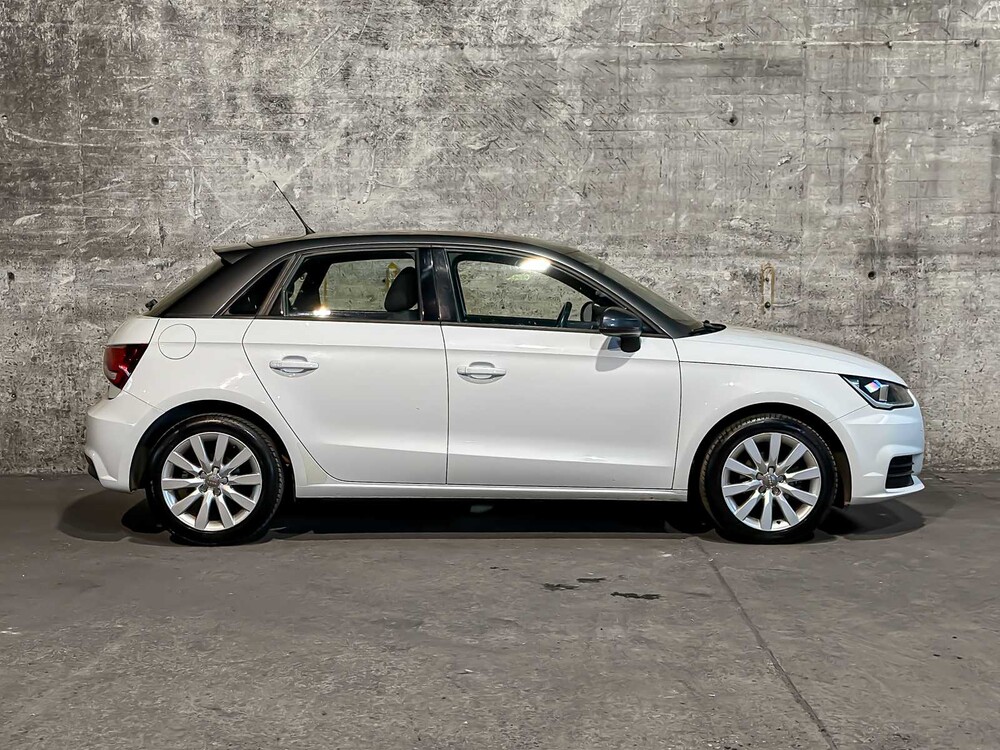 Audi A1 Sportback 1.4 TDI Design Pro Line 90pk 2016 (Origineel-NL), JB-414-V