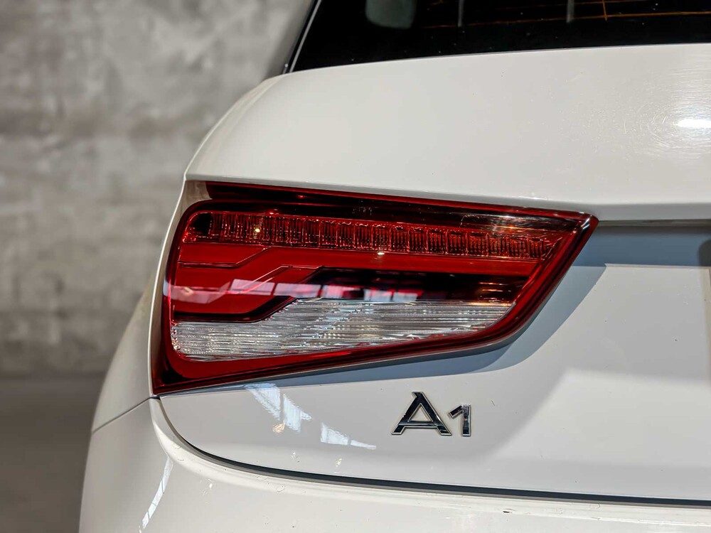 Audi A1 Sportback 1.4 TDI Design Pro Line 90pk 2016 (Origineel-NL), JB-414-V