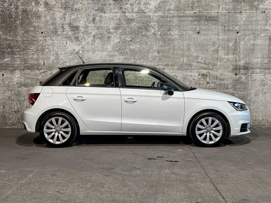 Audi A1 Sportback 1.4 TDI Design Pro Line 90pk 2016 (Origineel-NL), JB-414-V