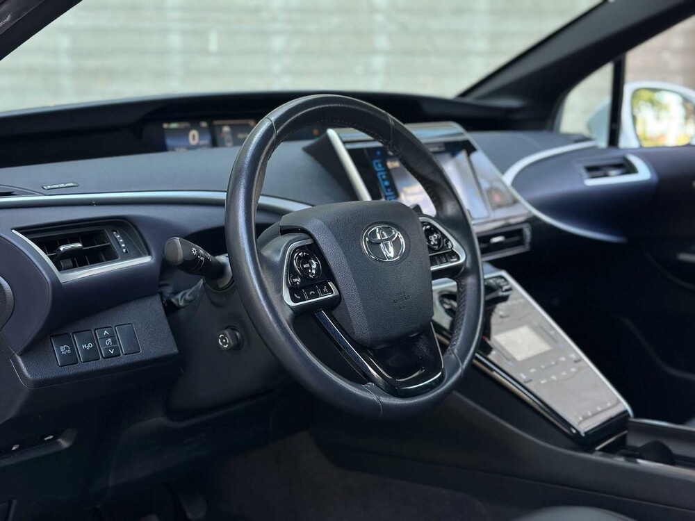 Toyota Mirai FCV Executive 154pk 2016, KPV-46-T