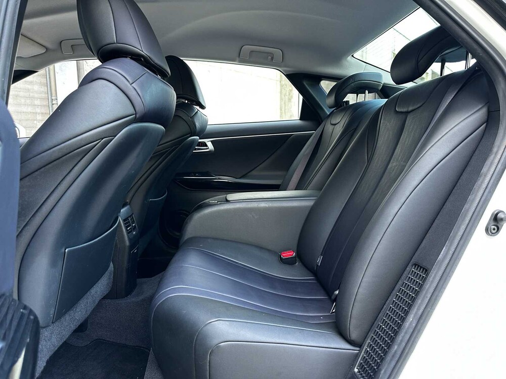 Toyota Mirai FCV Executive 154pk 2016, KPV-46-T