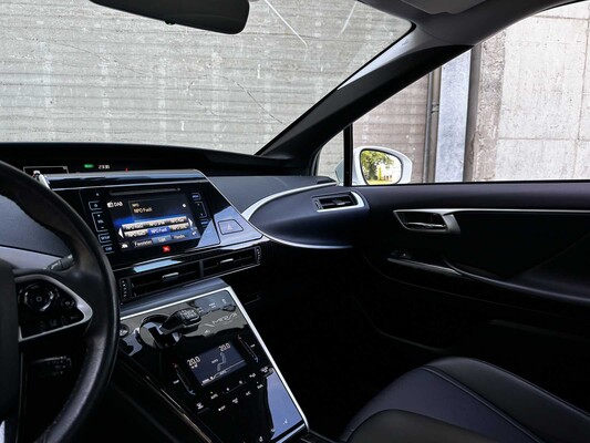 Toyota Mirai FCV Executive 154pk 2016, KPV-46-T