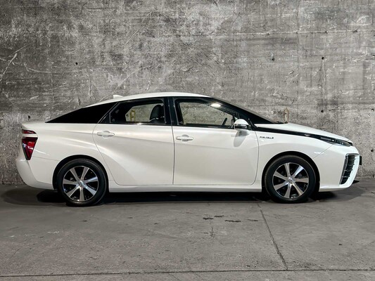 Toyota Mirai FCV Executive 154pk 2016, KPV-46-T