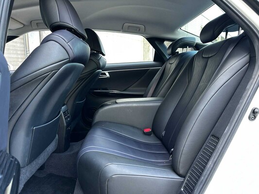 Toyota Mirai FCV Executive 154pk 2016, KPV-46-T