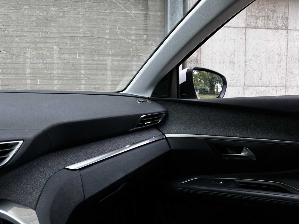 Peugeot 5008 1.2 PureTech Blue Lease Premium Avantage 131pk 2020 (Origineel-NL) 7-persoons, H-545-ZJ