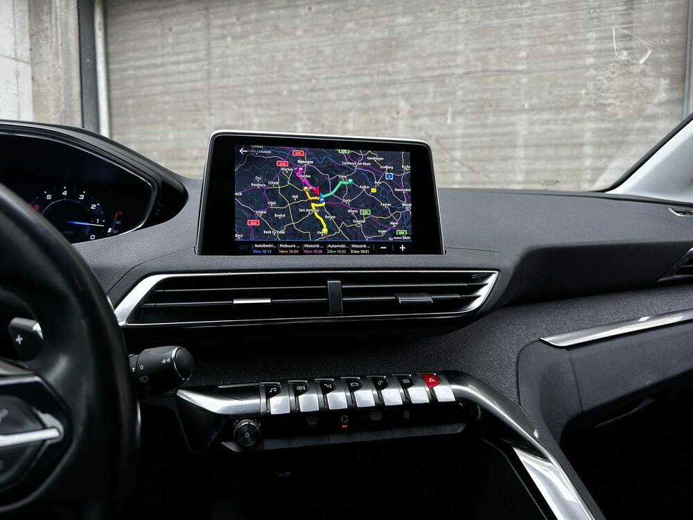 Peugeot 5008 1.2 PureTech Blue Lease Premium Avantage 131pk 2020 (Origineel-NL) 7-persoons, H-545-ZJ